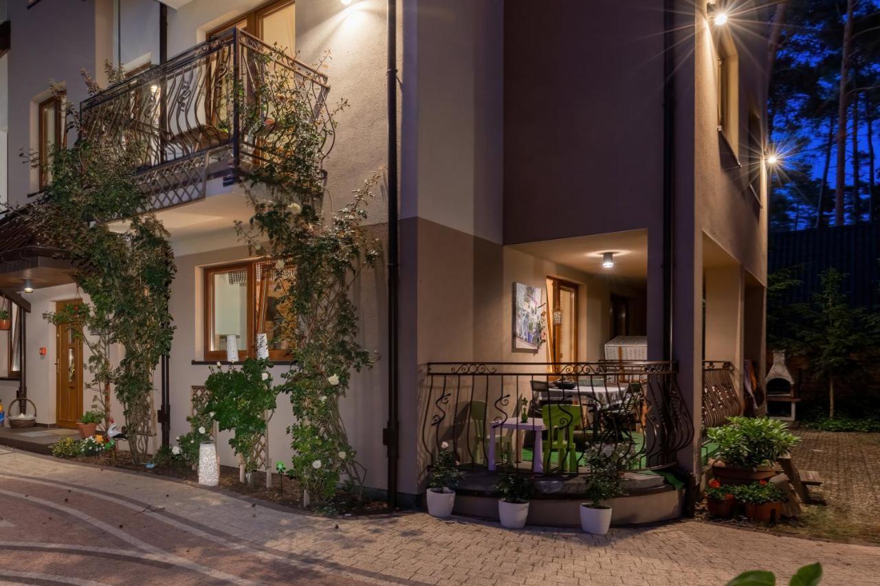 Veranda Domy I Apartament Поберово Экстерьер фото